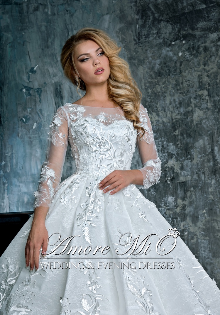 Нифертити, шлейф — кадр 3 из 3
