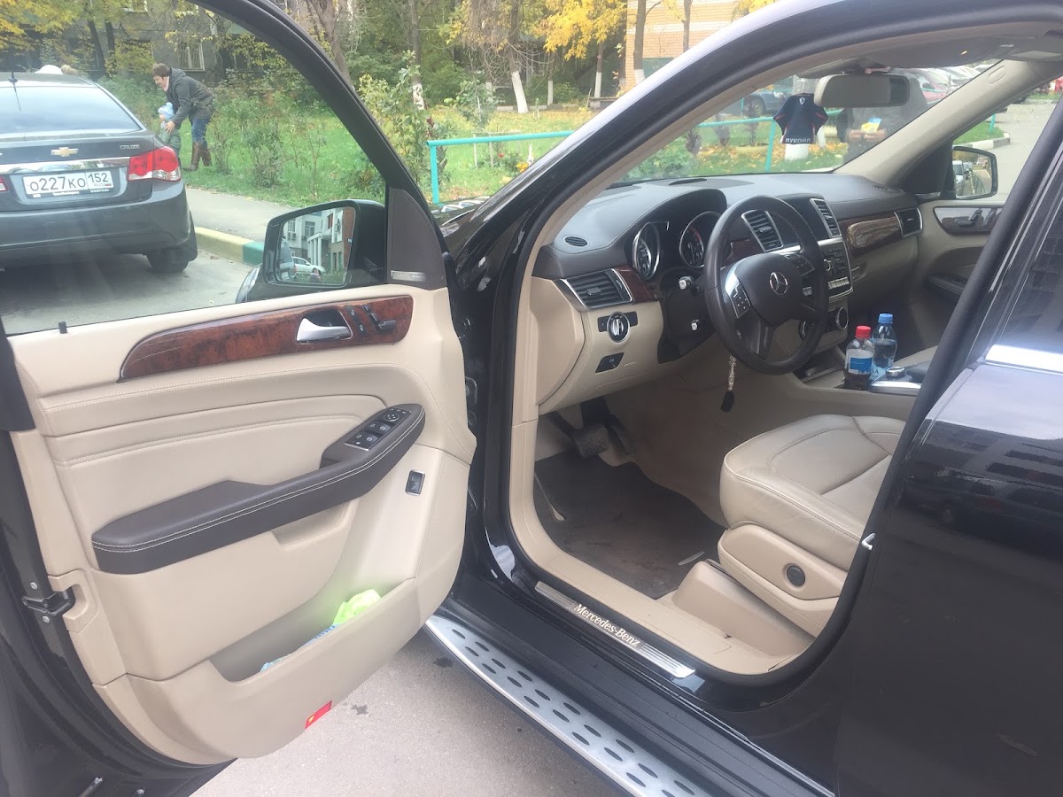 Mersedes ML (W166)