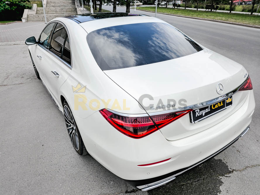 Mercedes-Benz S-class W223