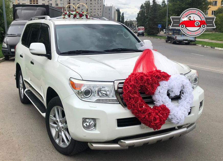 Toyota Land Cruiser 200 — кадр 5 из 8