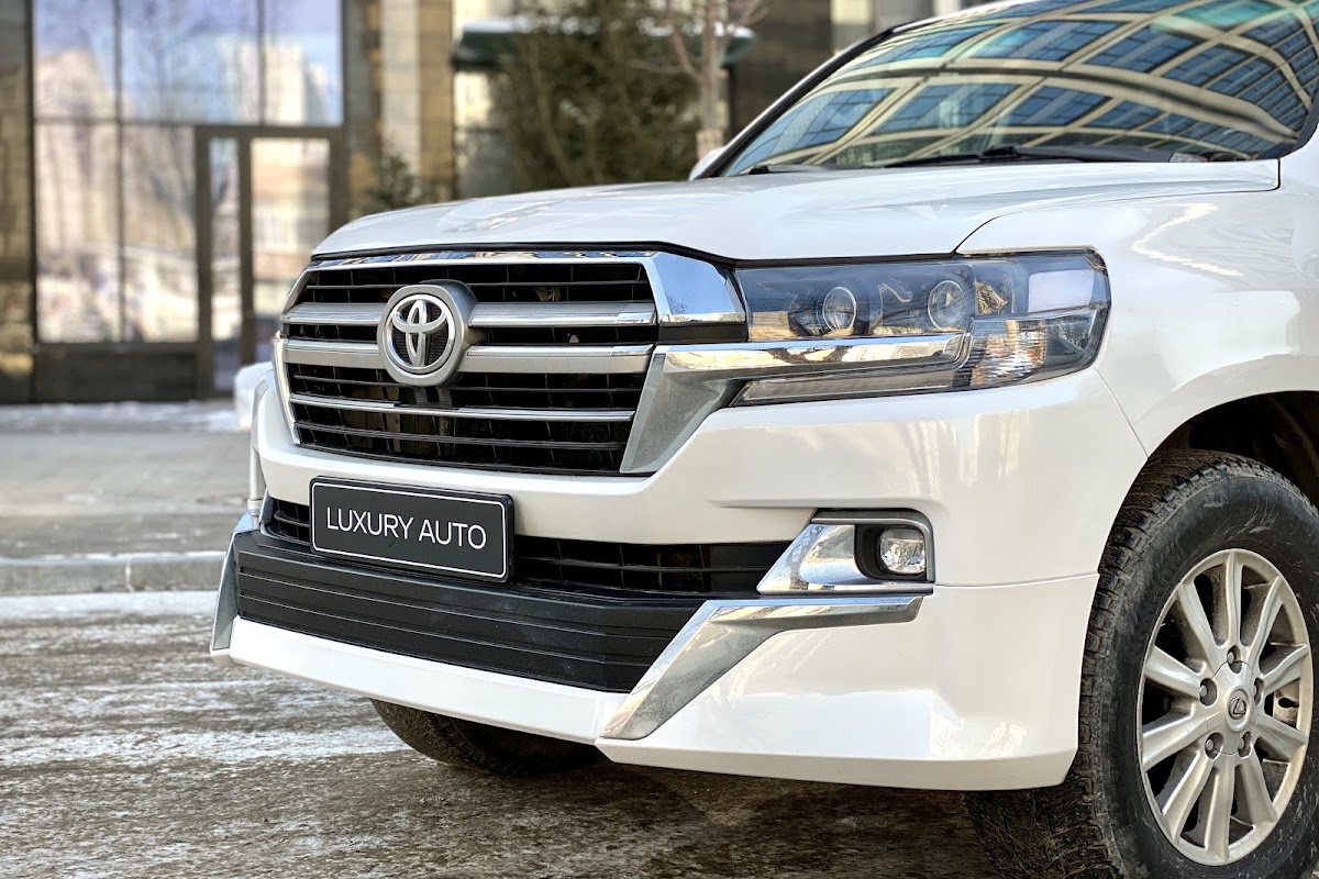 Toyota Land Cruiser 200 — кадр 5 из 14