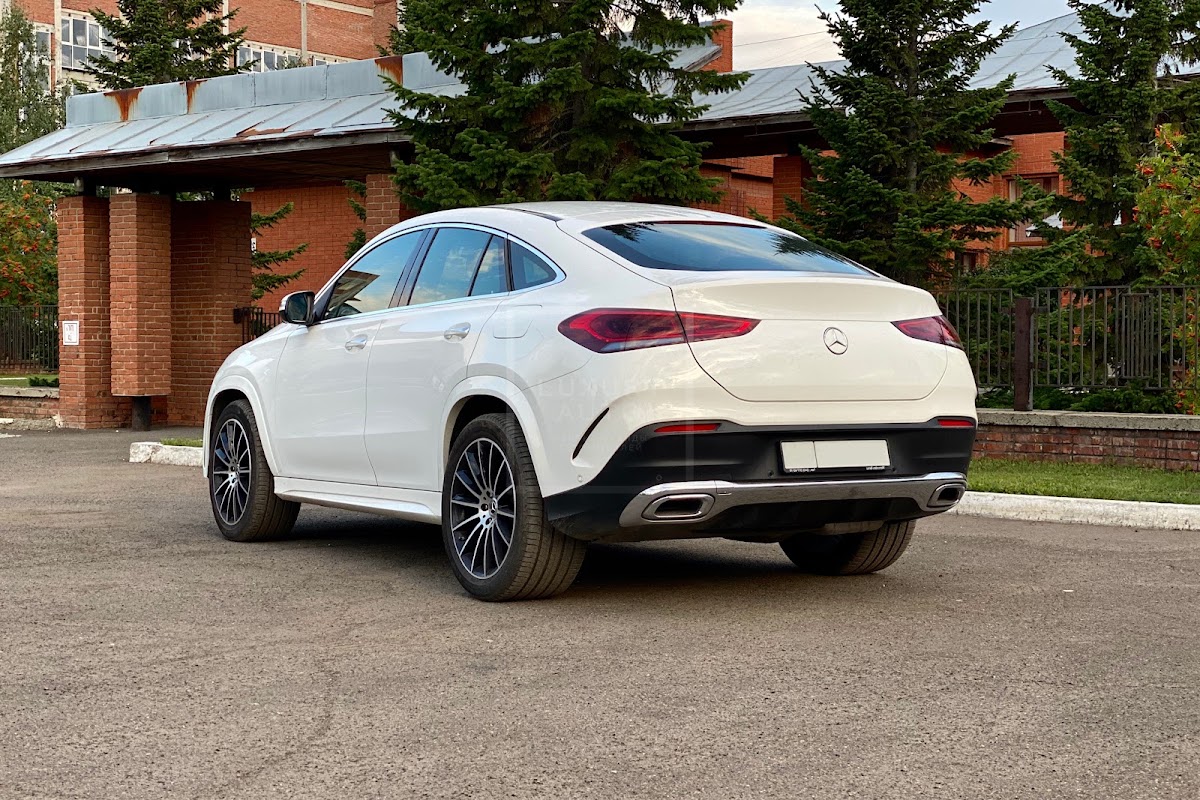 Mercedes-Benz GLE — кадр 2 из 12