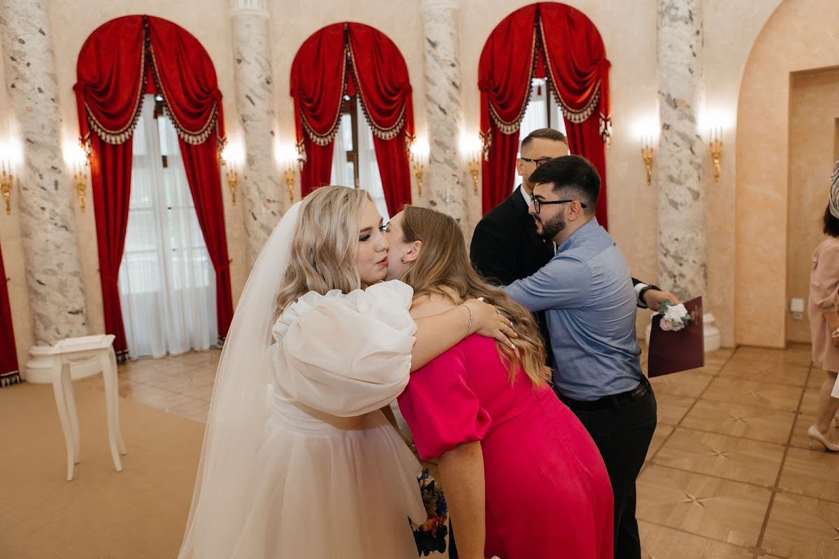 Виктория и Юрий