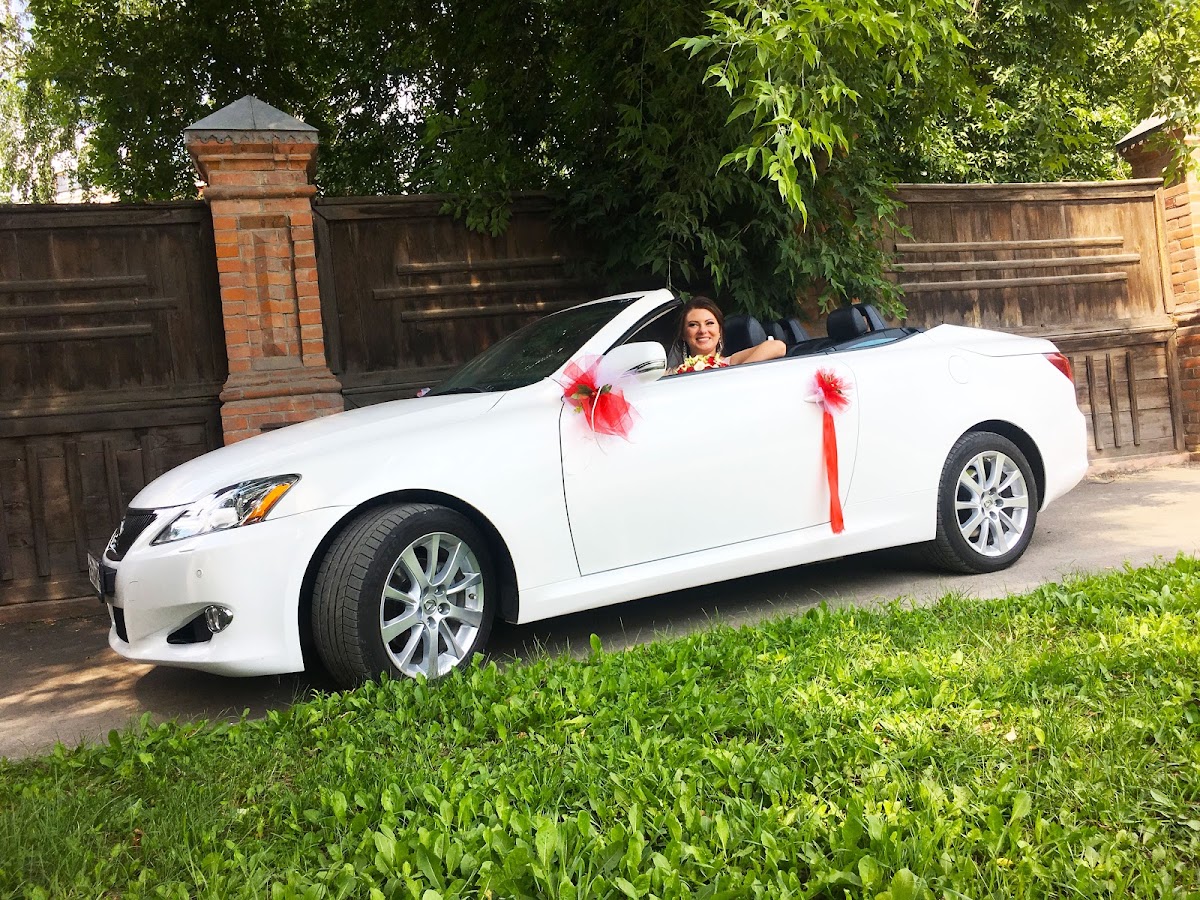 Кабриолет Lexus IS 250C