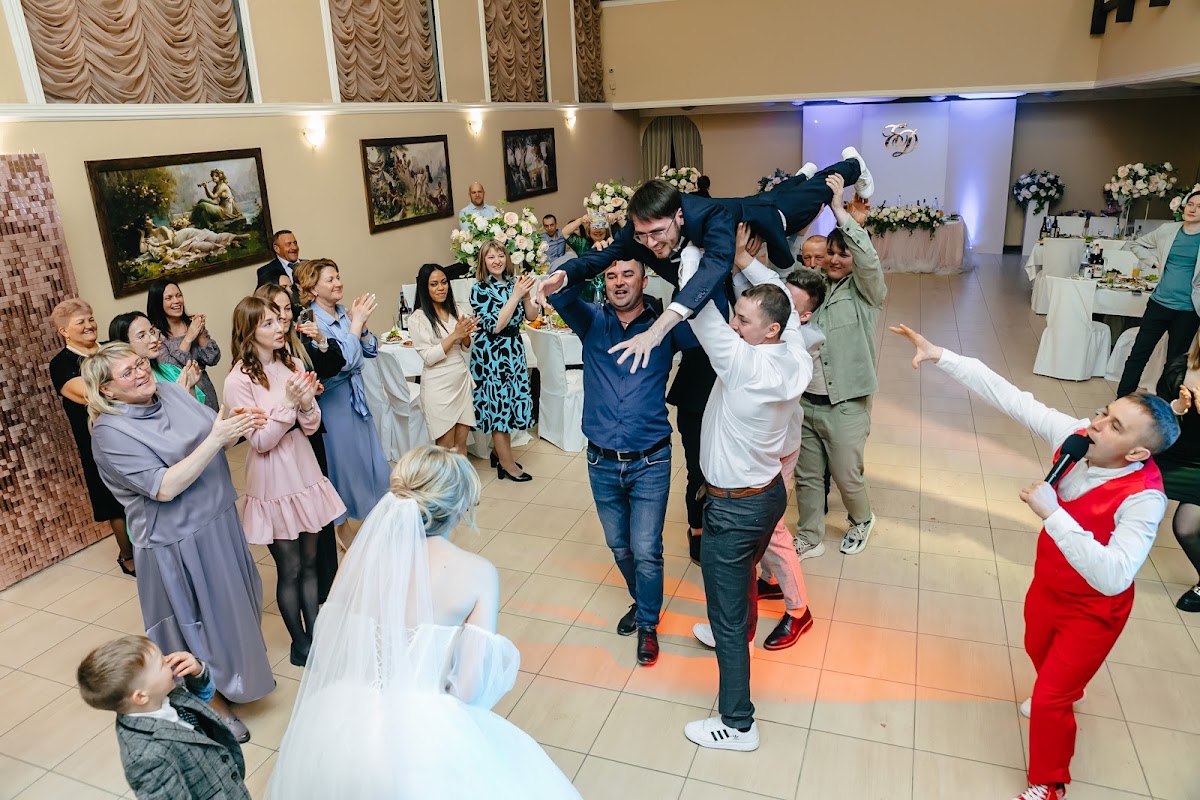 Свадьбы в классных подкрадулях:)