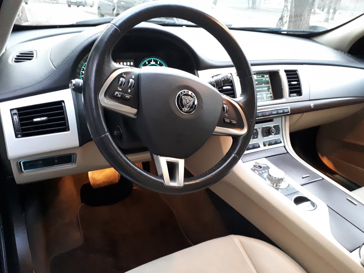 Jaguar XF — кадр 5 из 7