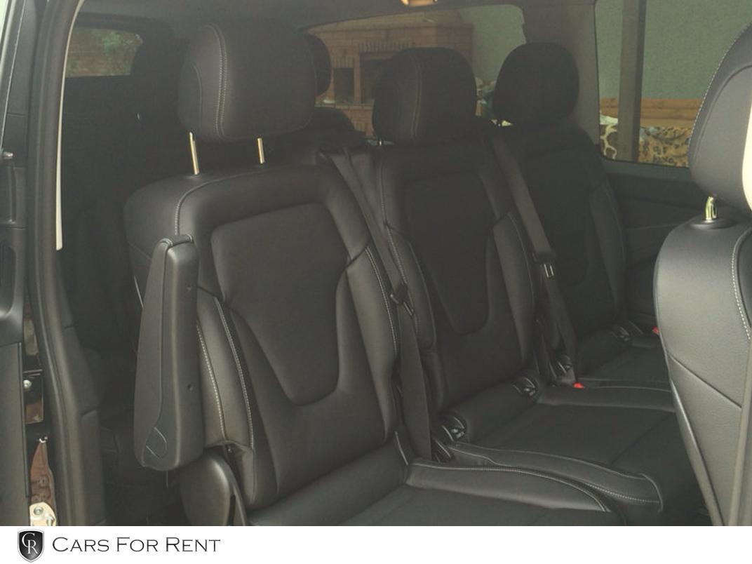 Mercedes Benz V-class — кадр 4 из 4