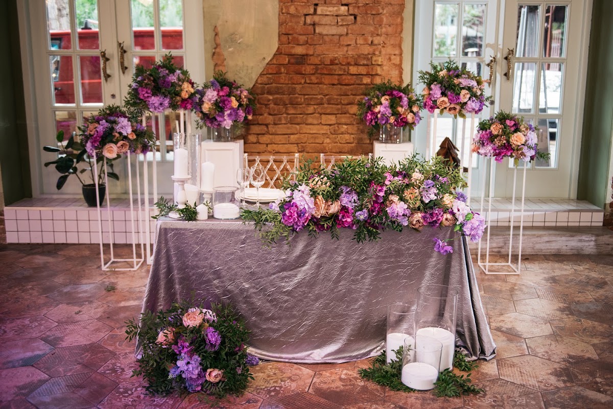 Организатор и декоратор - Ivory Wedding Studio