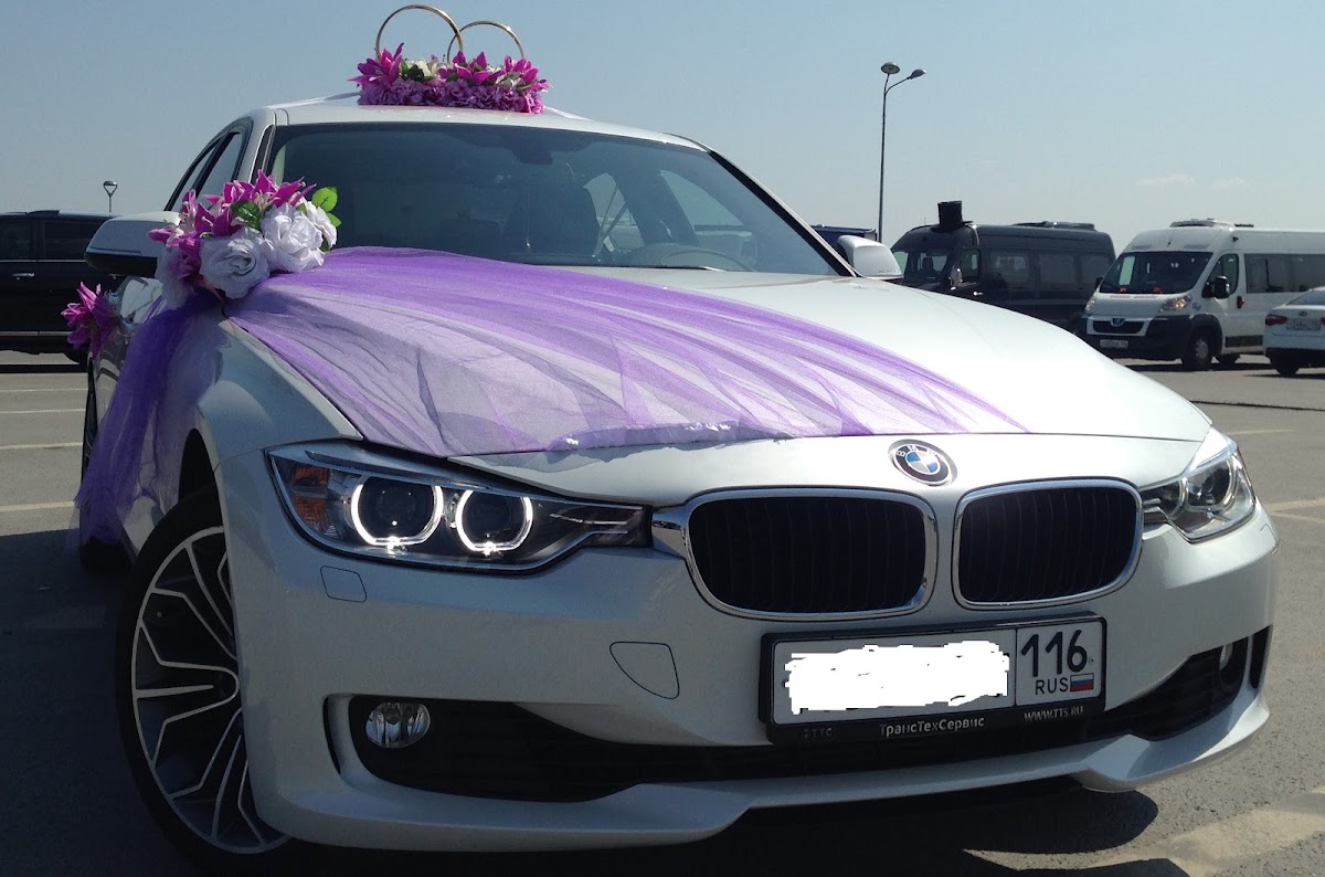 BMW 320i — кадр 3 из 5