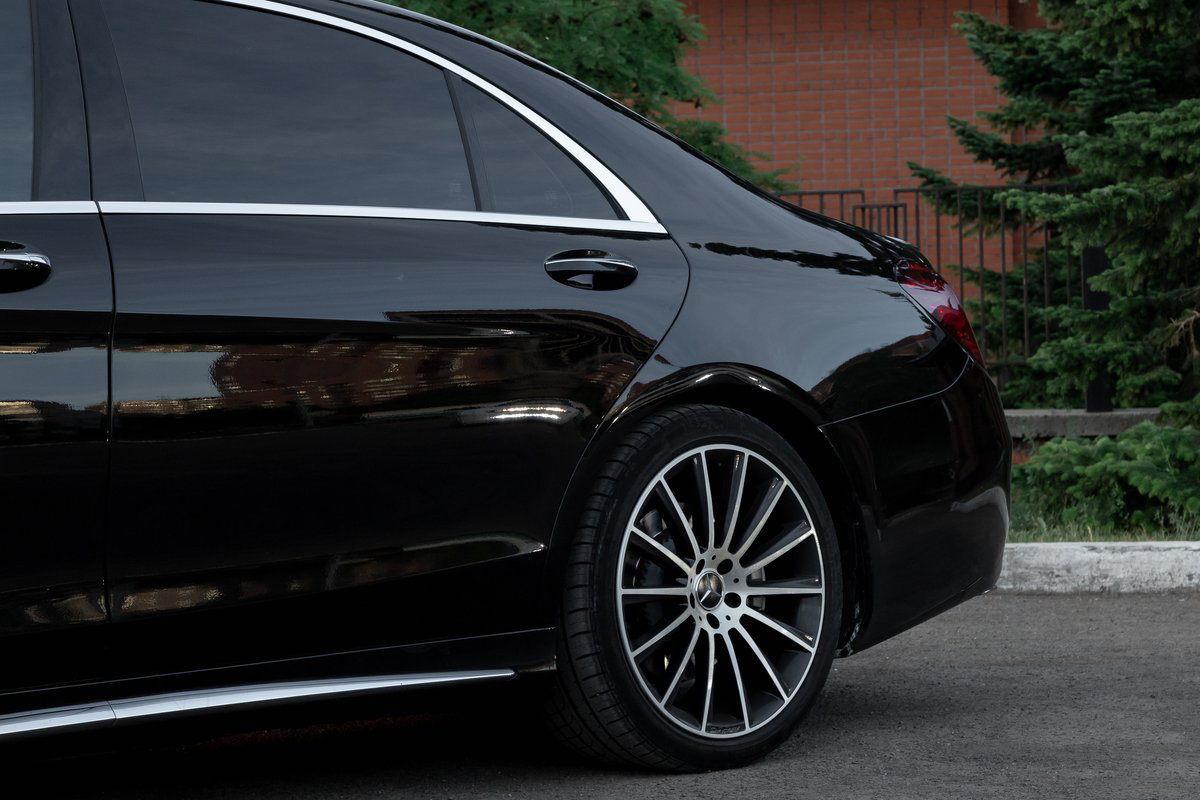 Mercedes-Benz S class 222