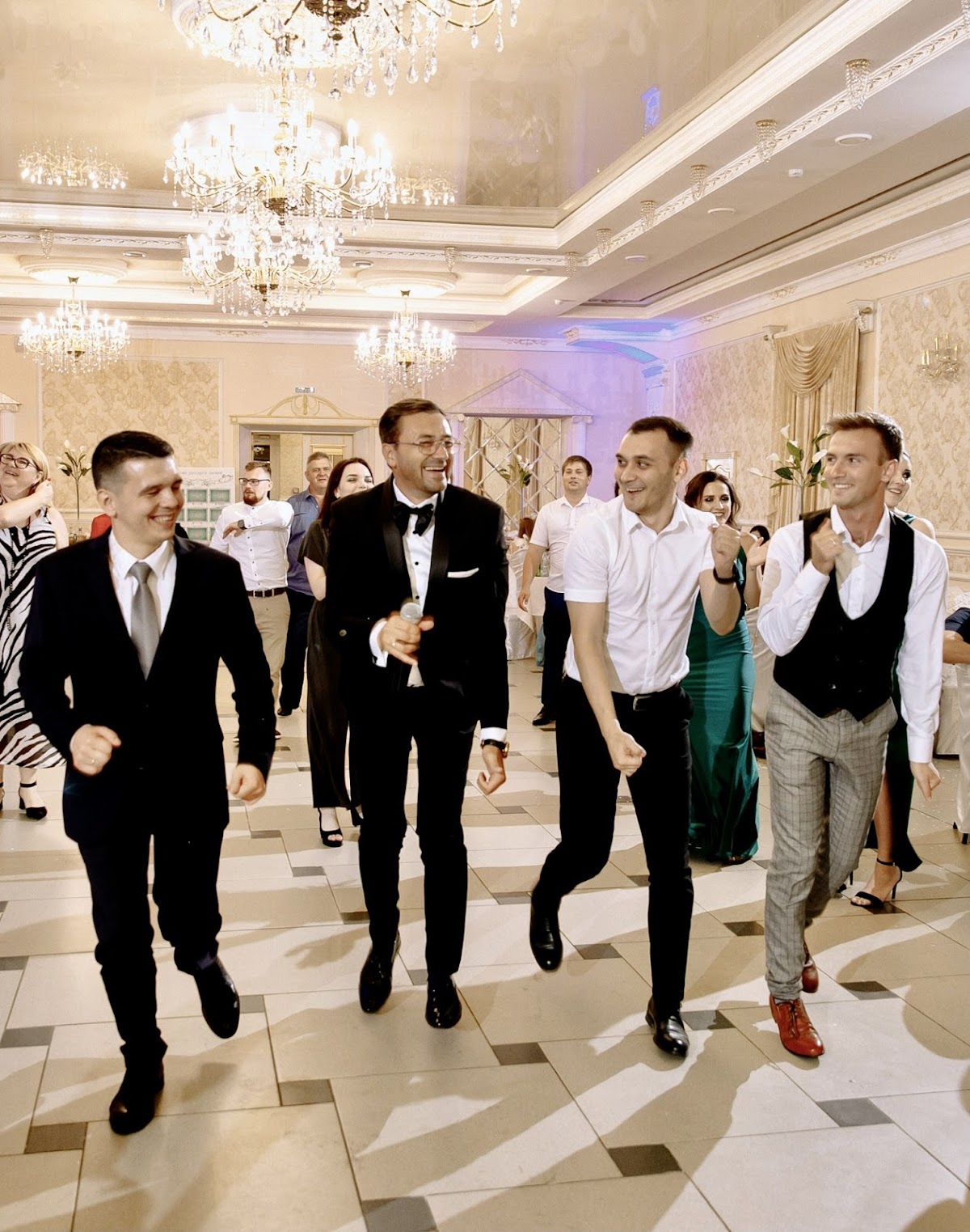 Александр Сахно