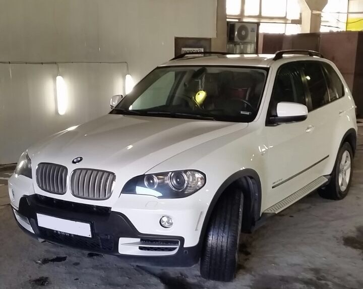 BMW X5 — кадр 3 из 4