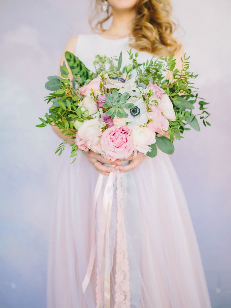 Anna Flora