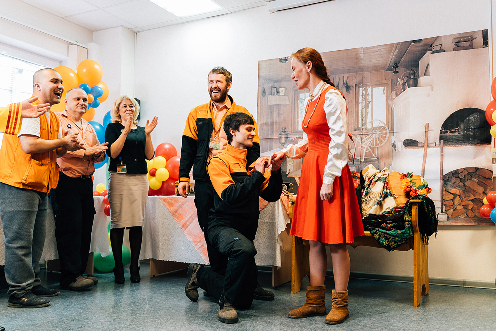 Праздник в офисе, в русском стиле.