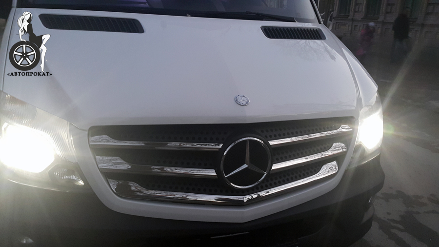 Микроавтобус Mercedes Sprinter 20 мест