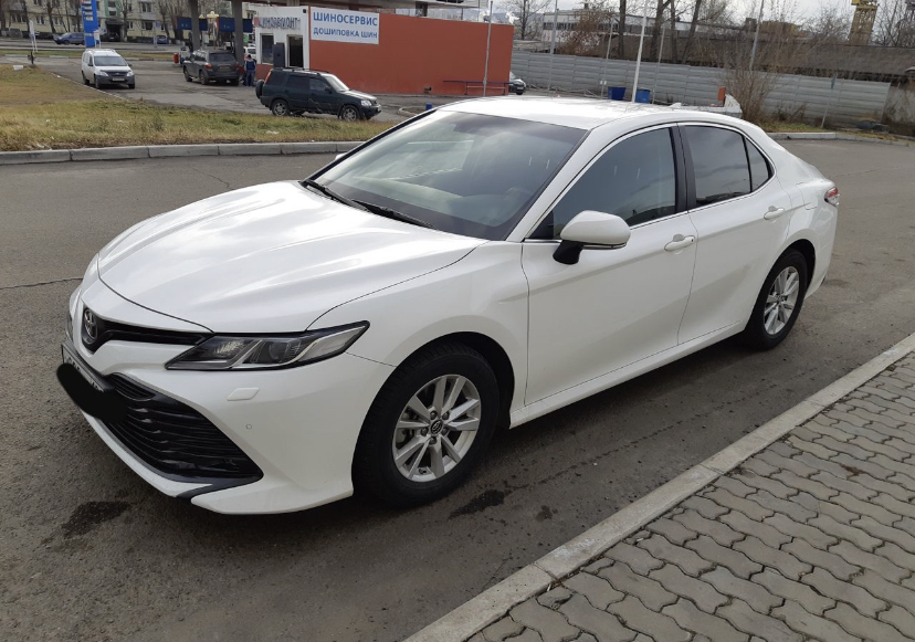 Toyota Camry V70 — кадр 2 из 5