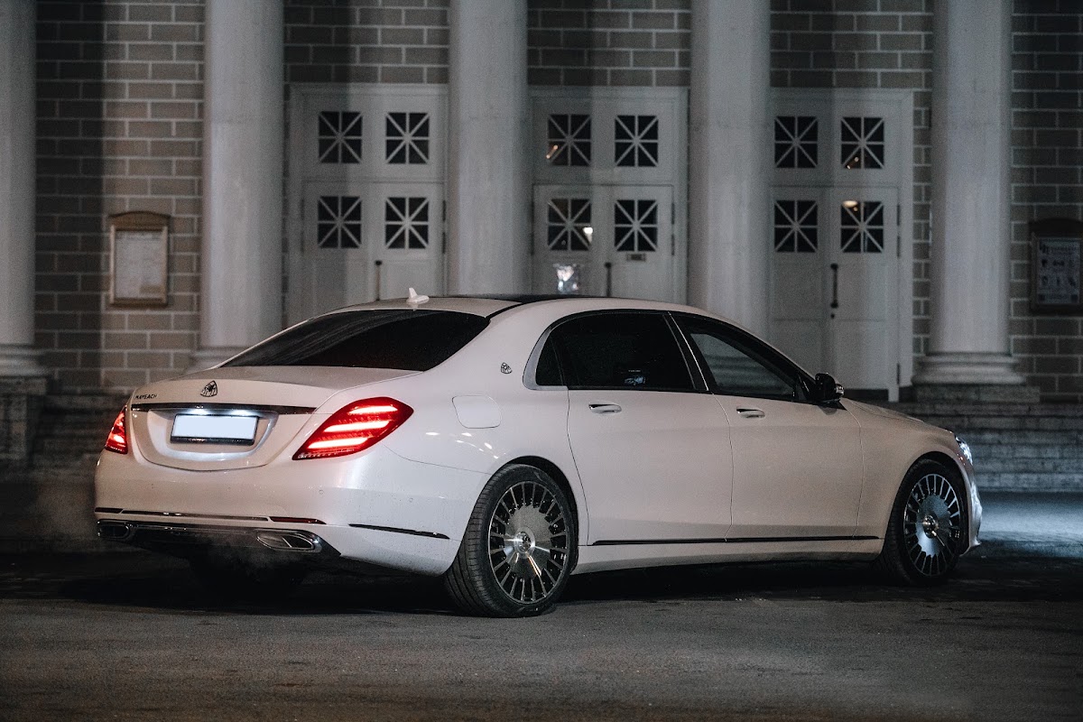 Mercedes Maybach S560 restyle