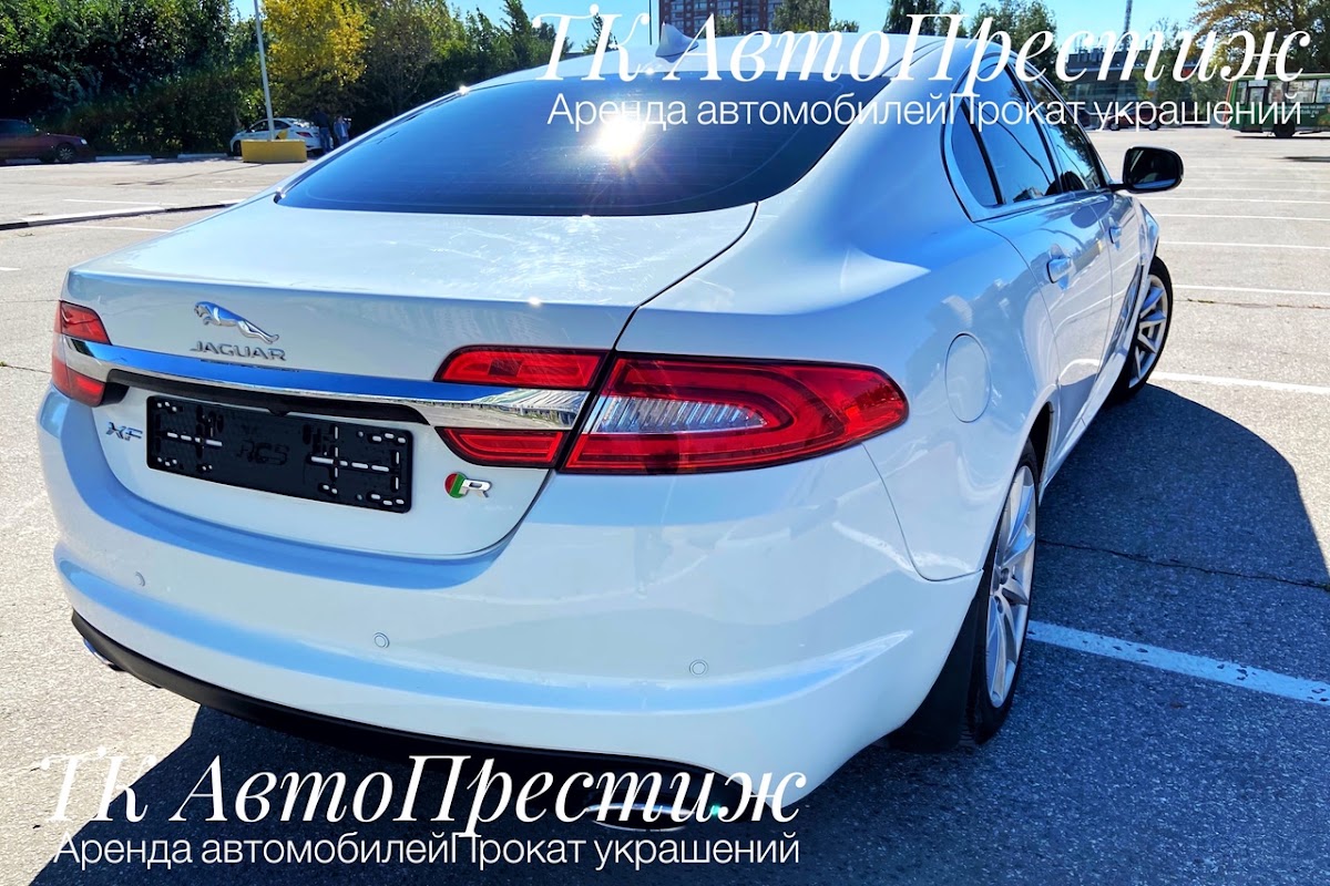 Jaguar XF — кадр 4 из 5