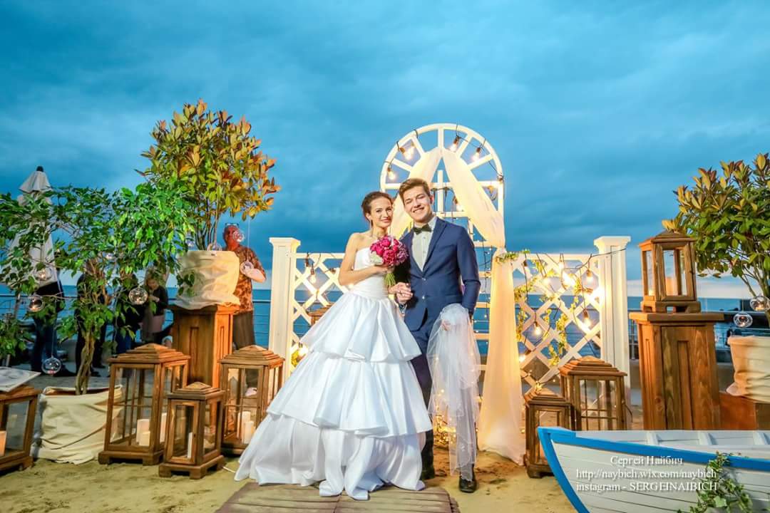 Вечерняя свадебная церемония Аркадия и Полины . Swissotel Resort Sochi Kamelia. Фото Сергей Найбич