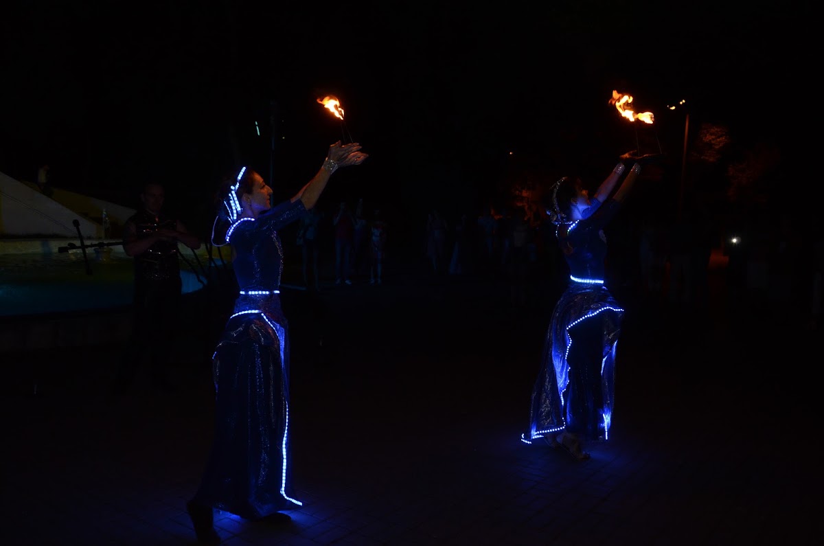 Фаер шоу (Fire show, огненное)