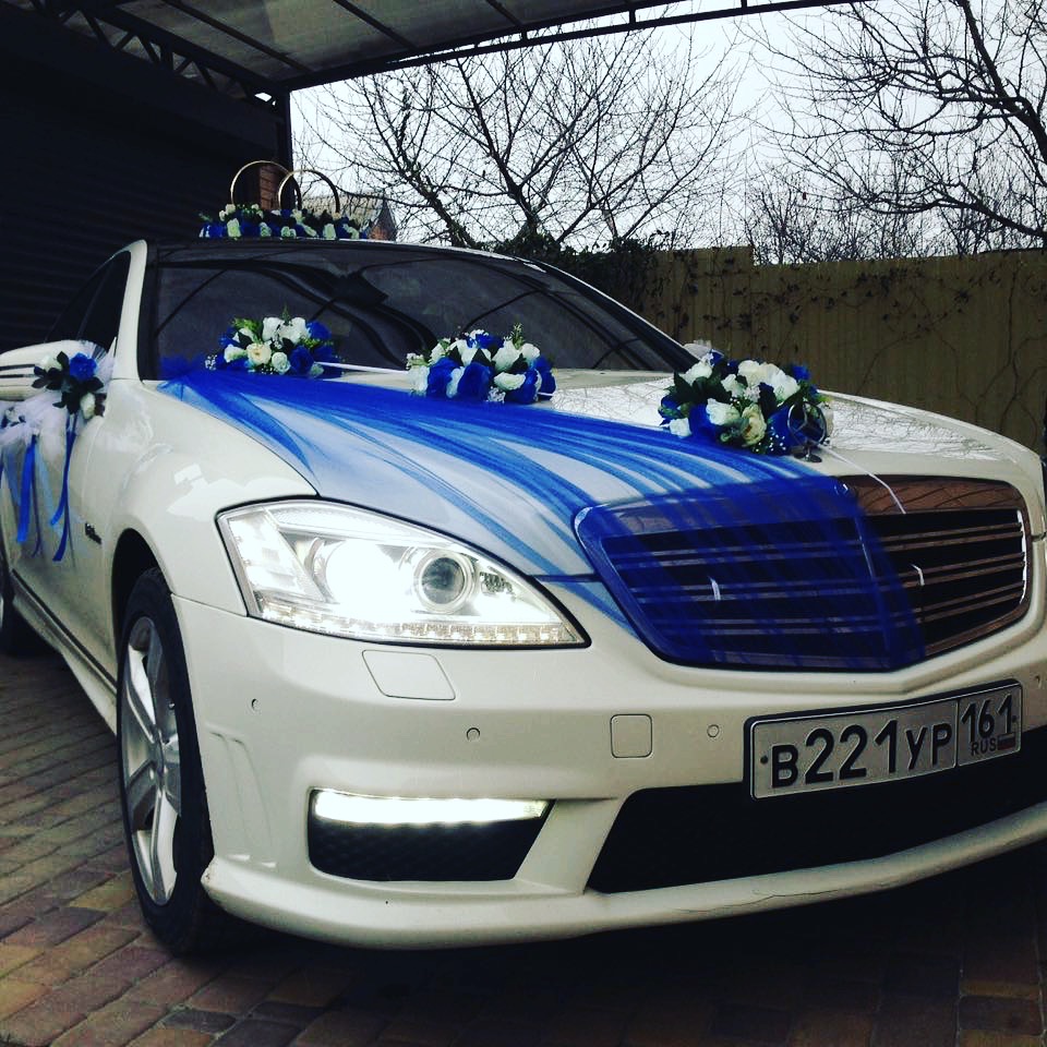 Украшения автомобиля на свадьбу