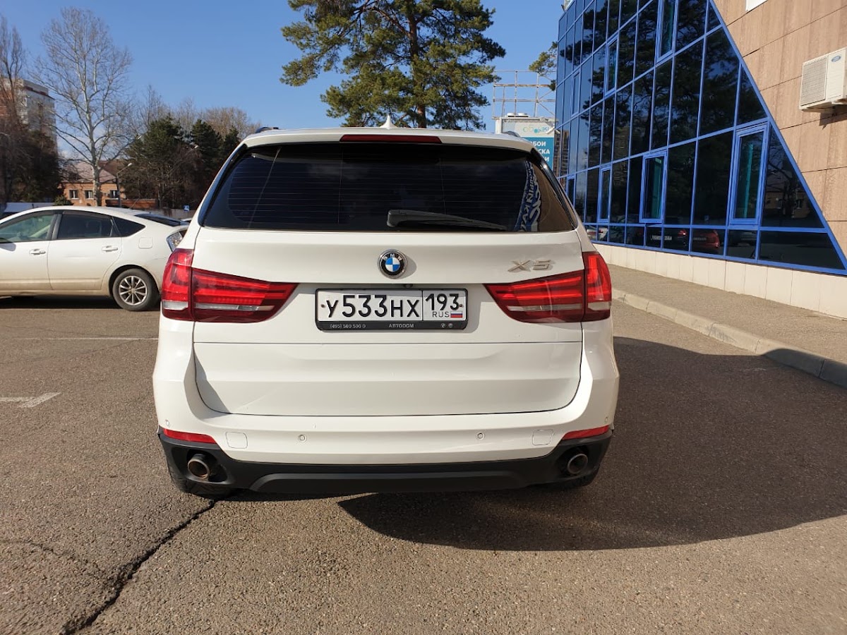 Bmw X5 — кадр 5 из 9