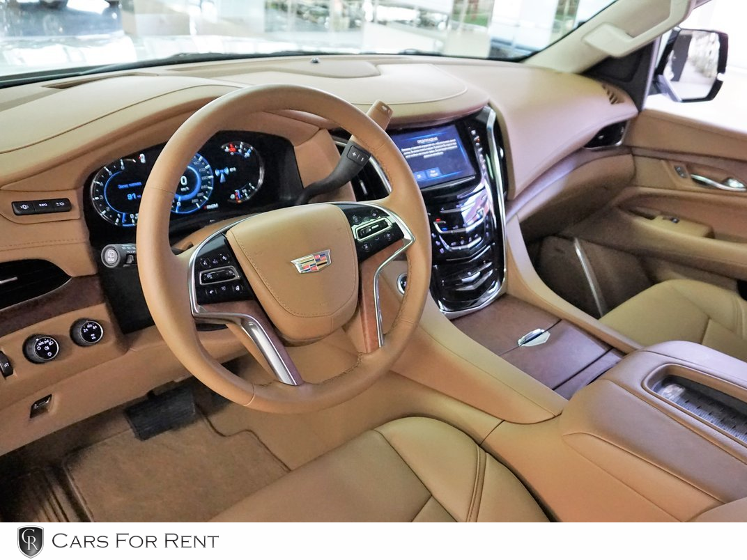 Cadillac Escalade — кадр 4 из 4