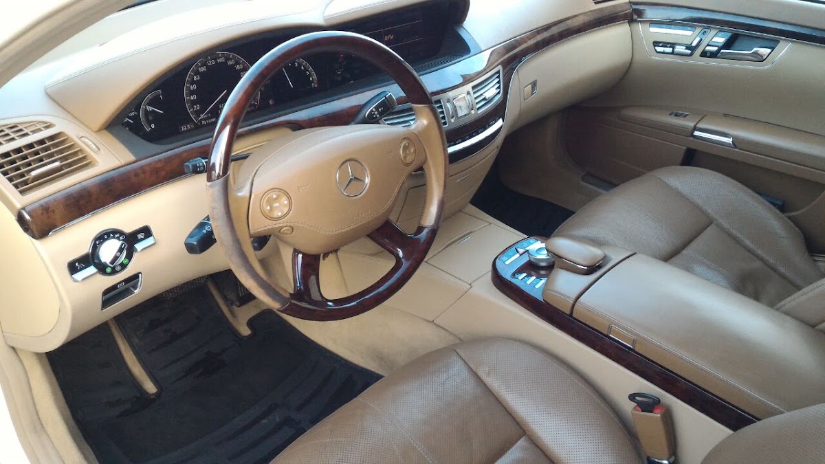 Mercedes 221 AMG