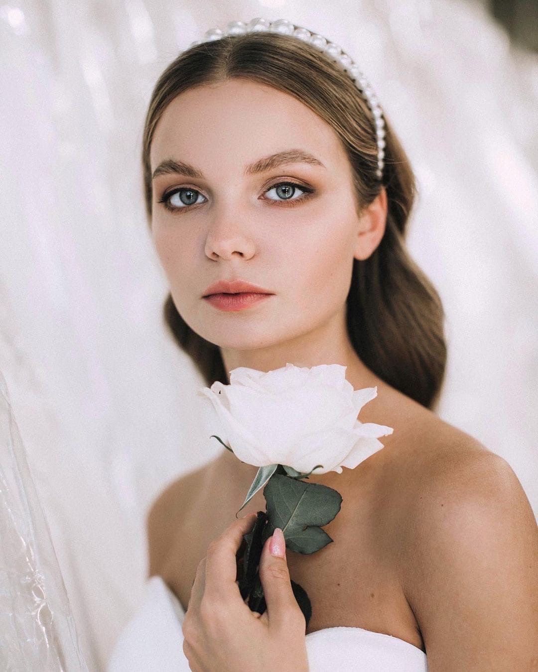 Анна Ива — кадр 2 из 36