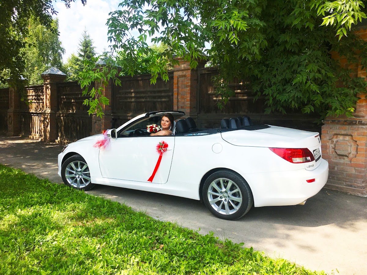 Кабриолет Lexus IS 250C