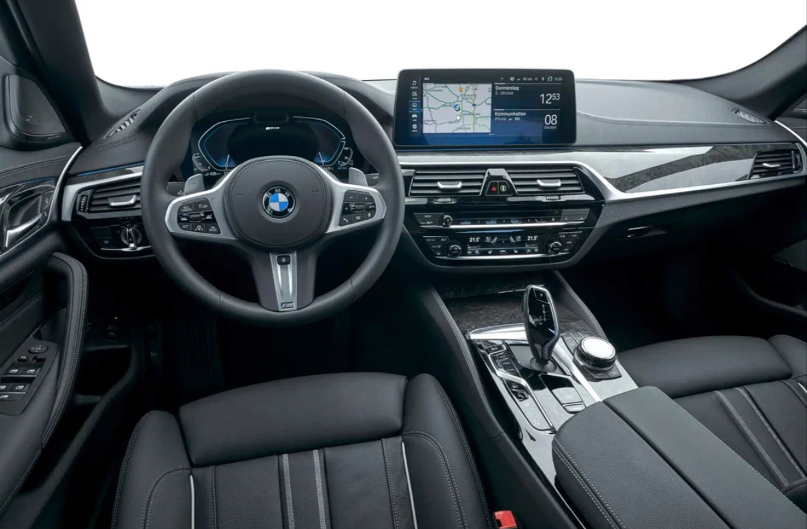 BMW 5 — кадр 5 из 5