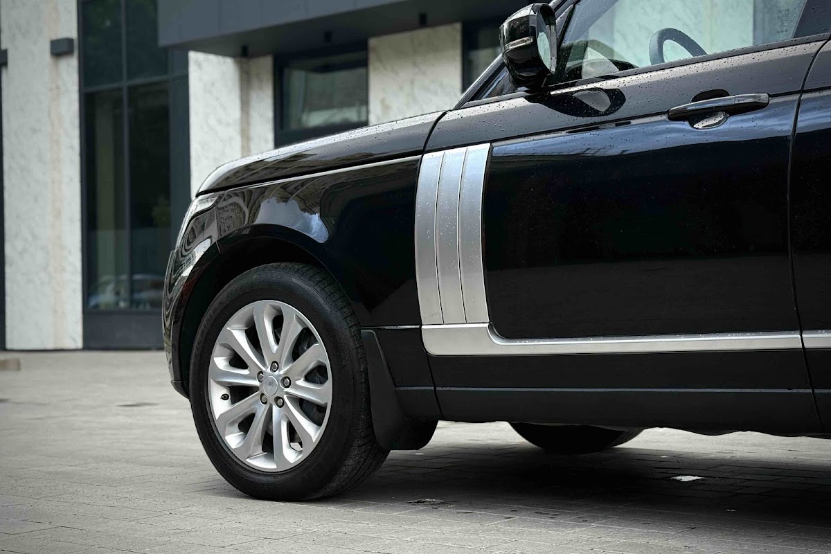 Range Rover Vgoue SOV8 — кадр 5 из 13