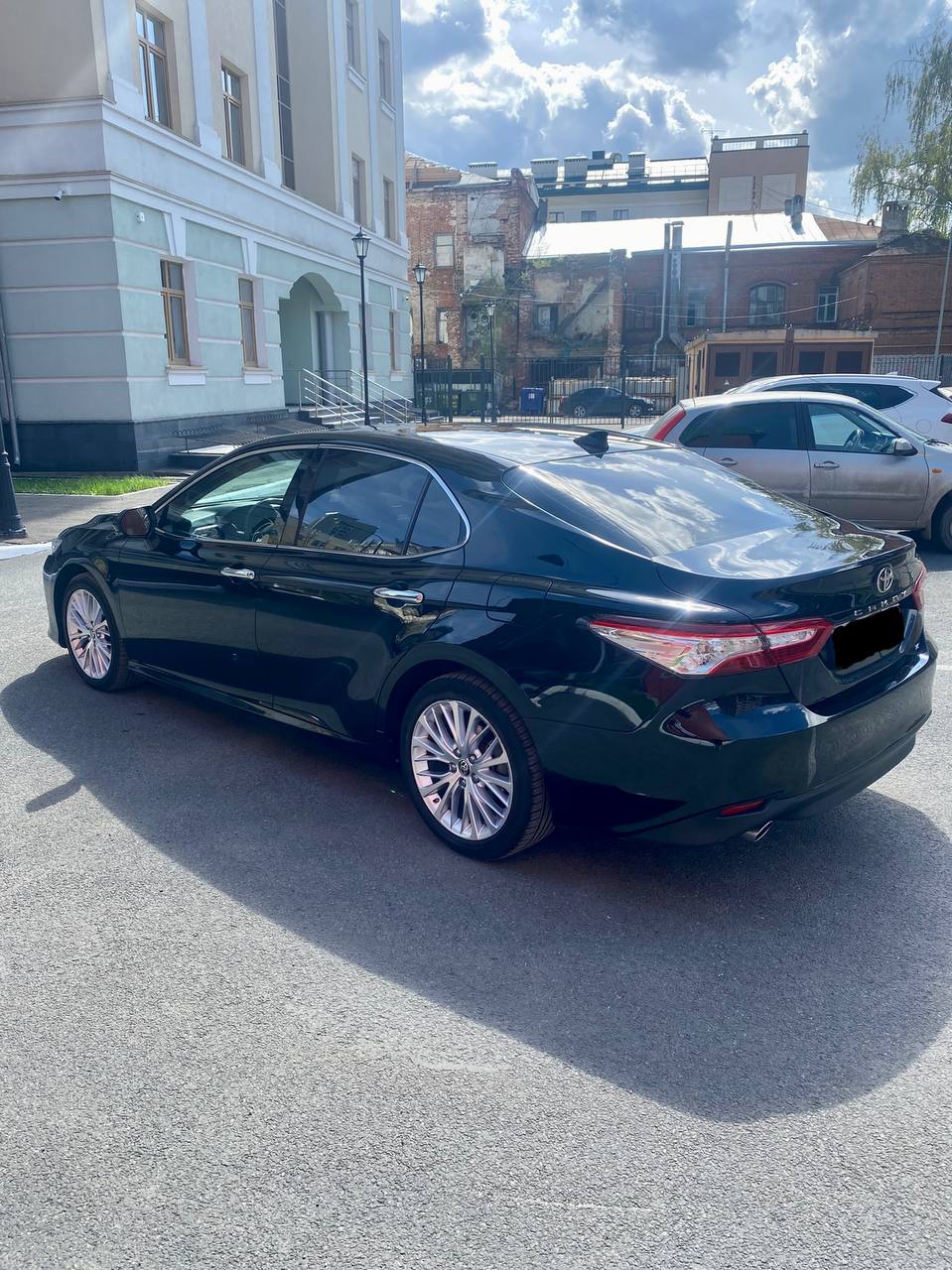 TOYOTA CAMRY