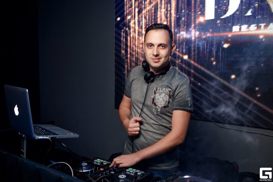 DJ Gines