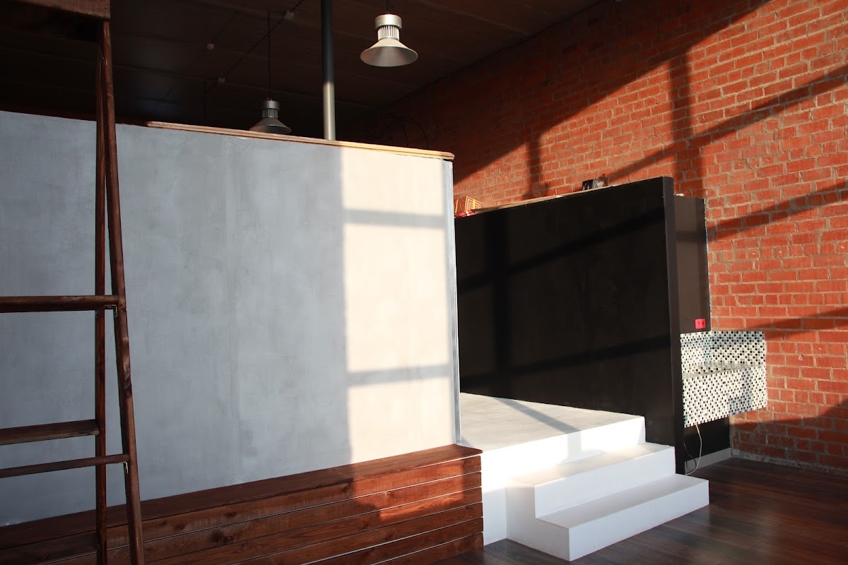 ART LOFT — кадр 2 из 14