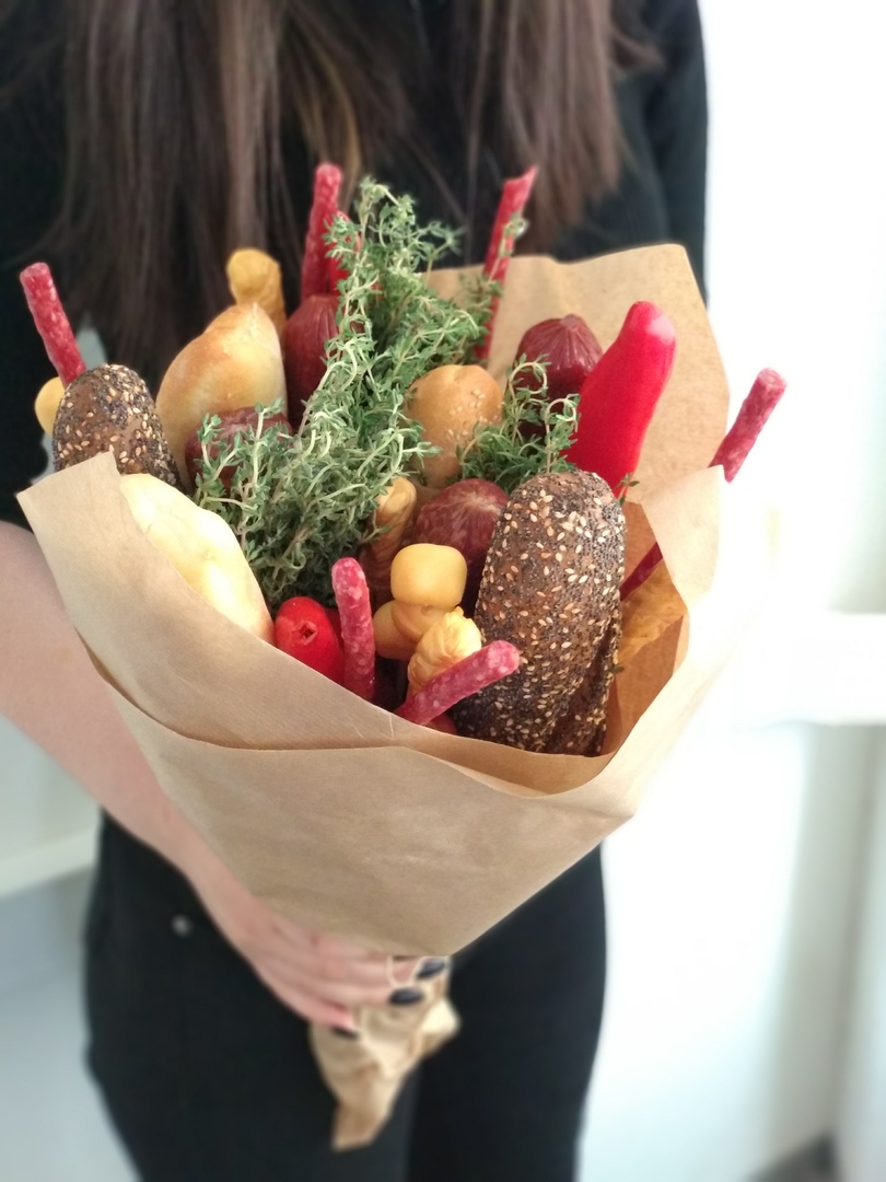 Meat Bouquet — кадр 5 из 20