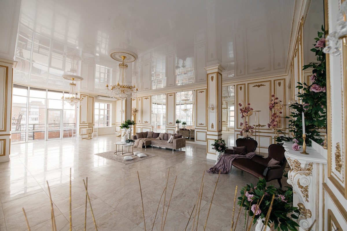 Зал Royal