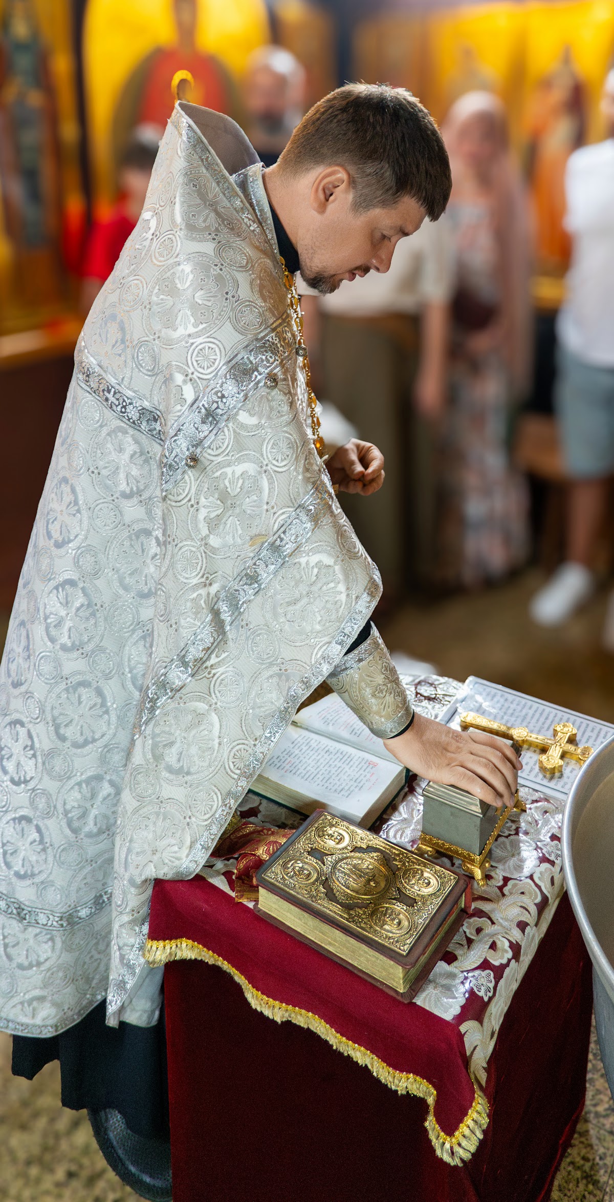 Таинство крещения