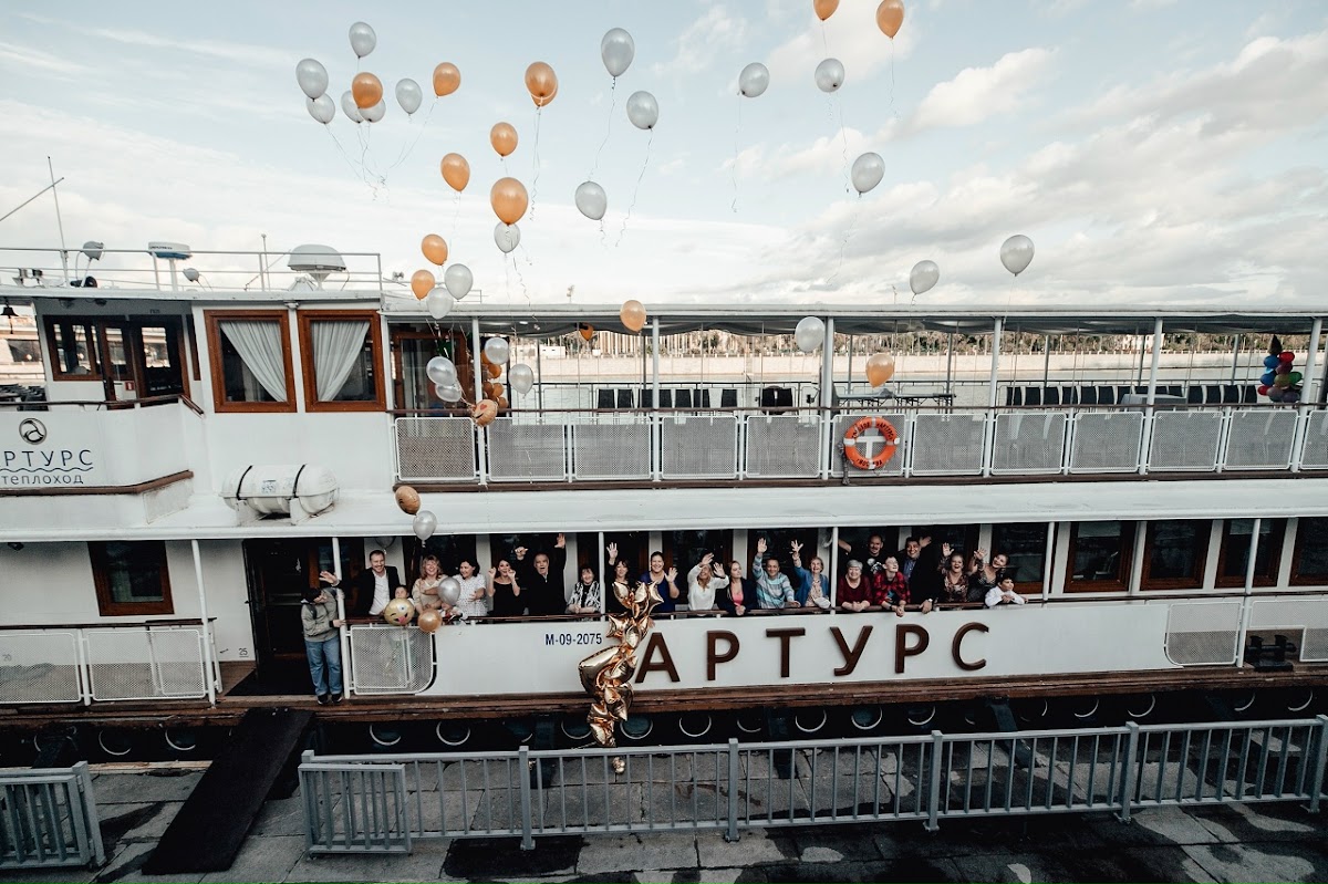 Теплоход «Артурс»