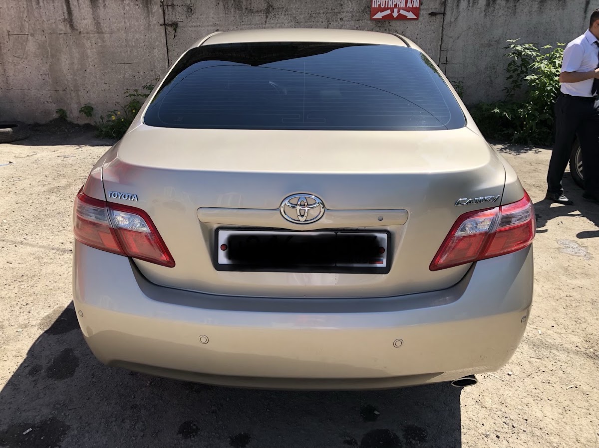 TOYOTA CAMRY