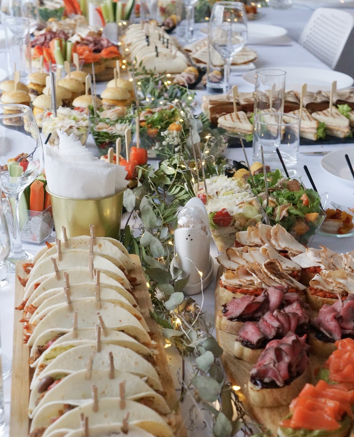 FINGER FOOD Catering