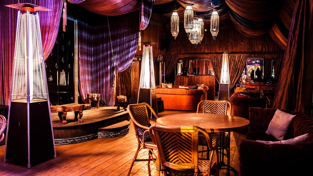 Karaoke Lounge
