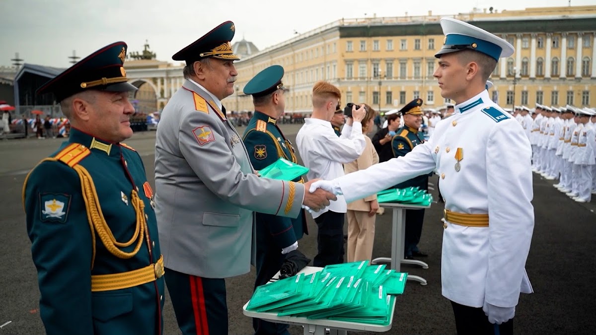 Дмитрий Жарук — кадр 2 из 33