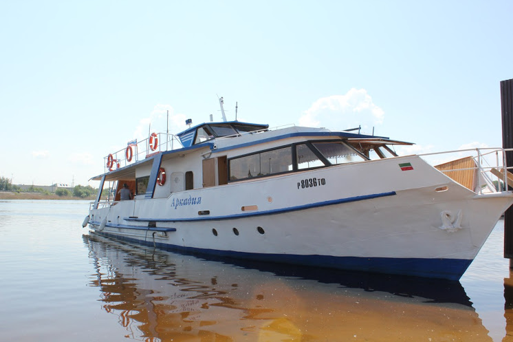 Катер 9