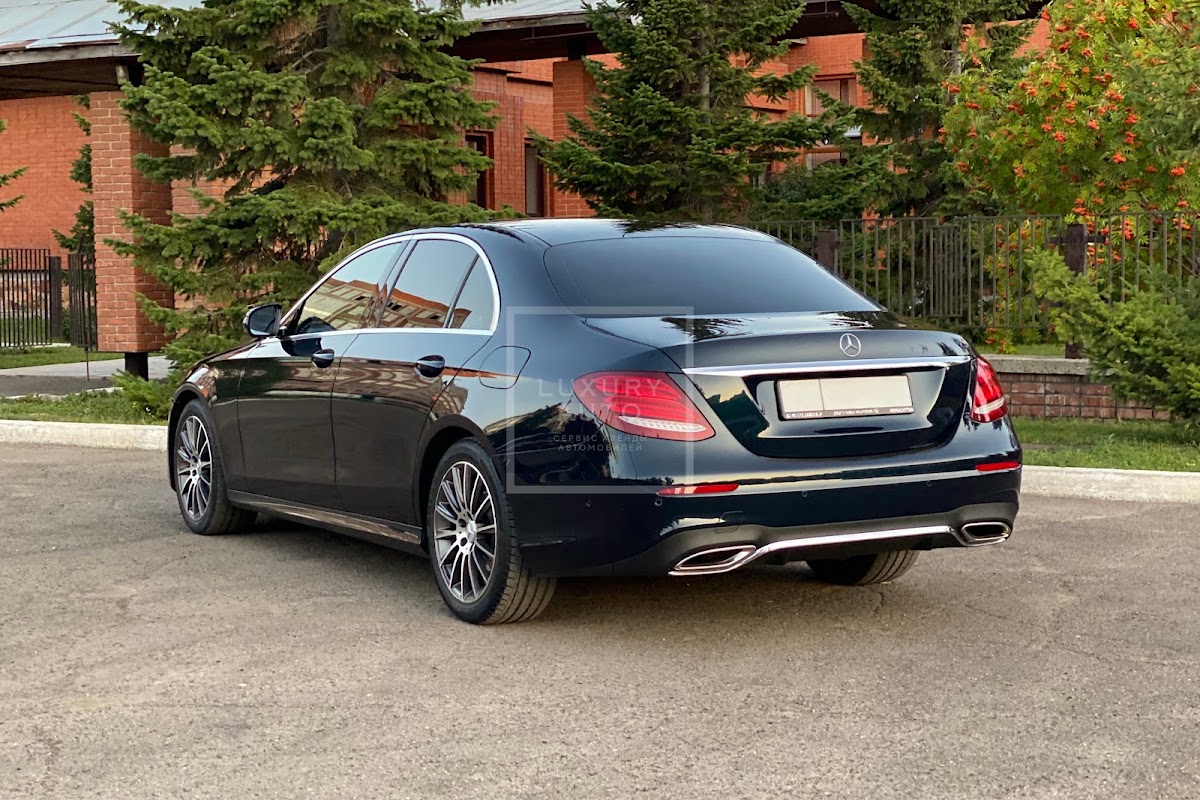Mercedes-Benz E-213
