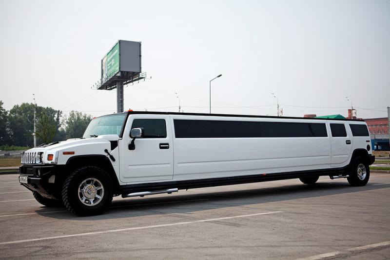 Hummer H2 — кадр 2 из 4