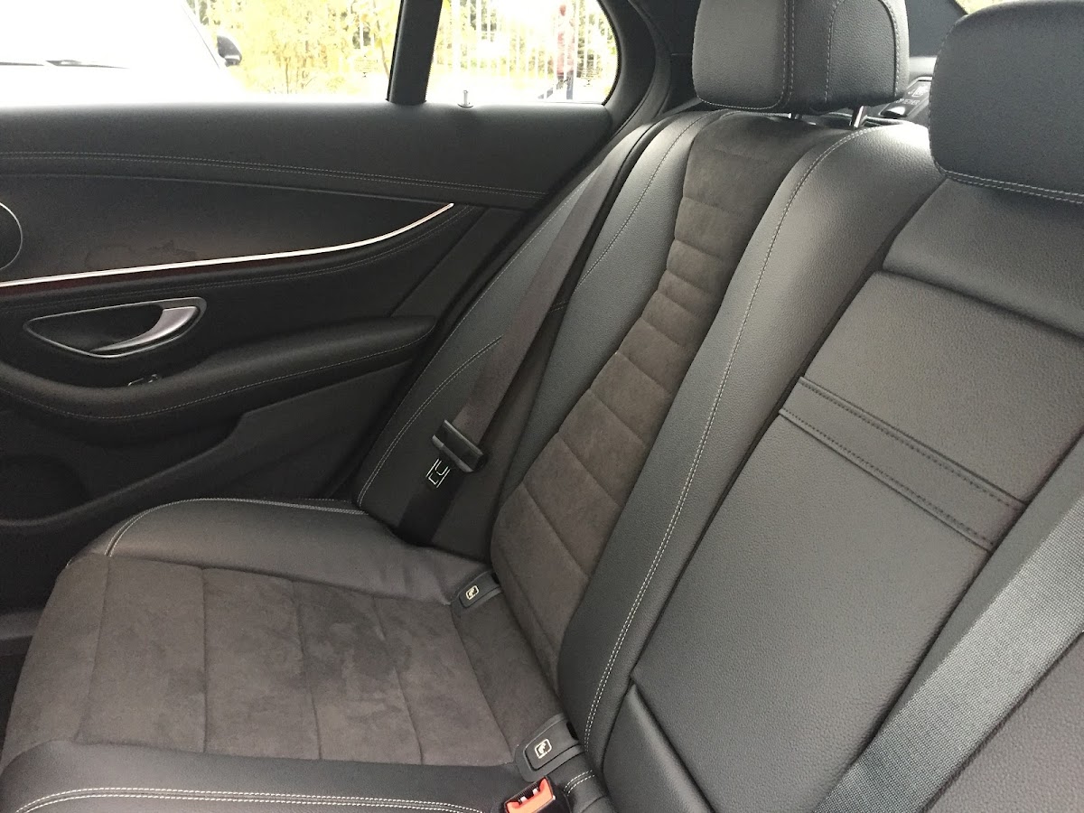 Mercedes E-200 AMG (213)