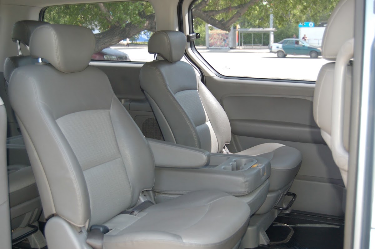 Hyundai Grant Starex