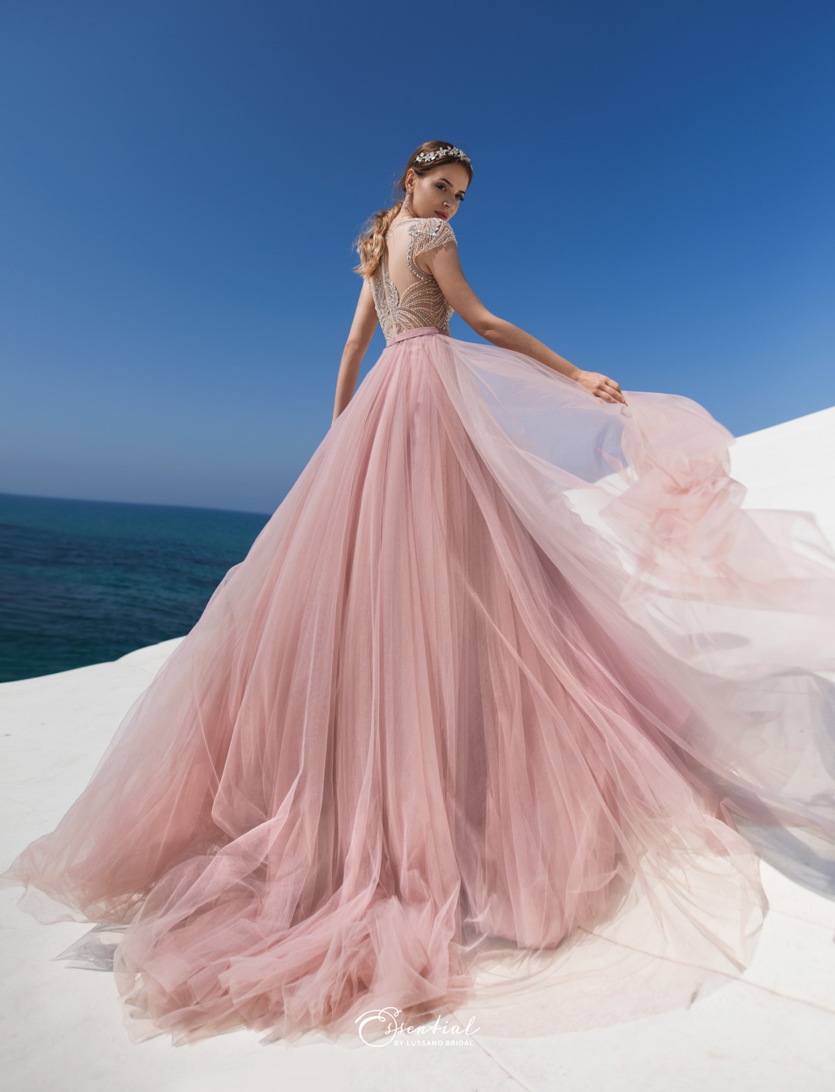 ARIANA 9132C — кадр 2 из 3