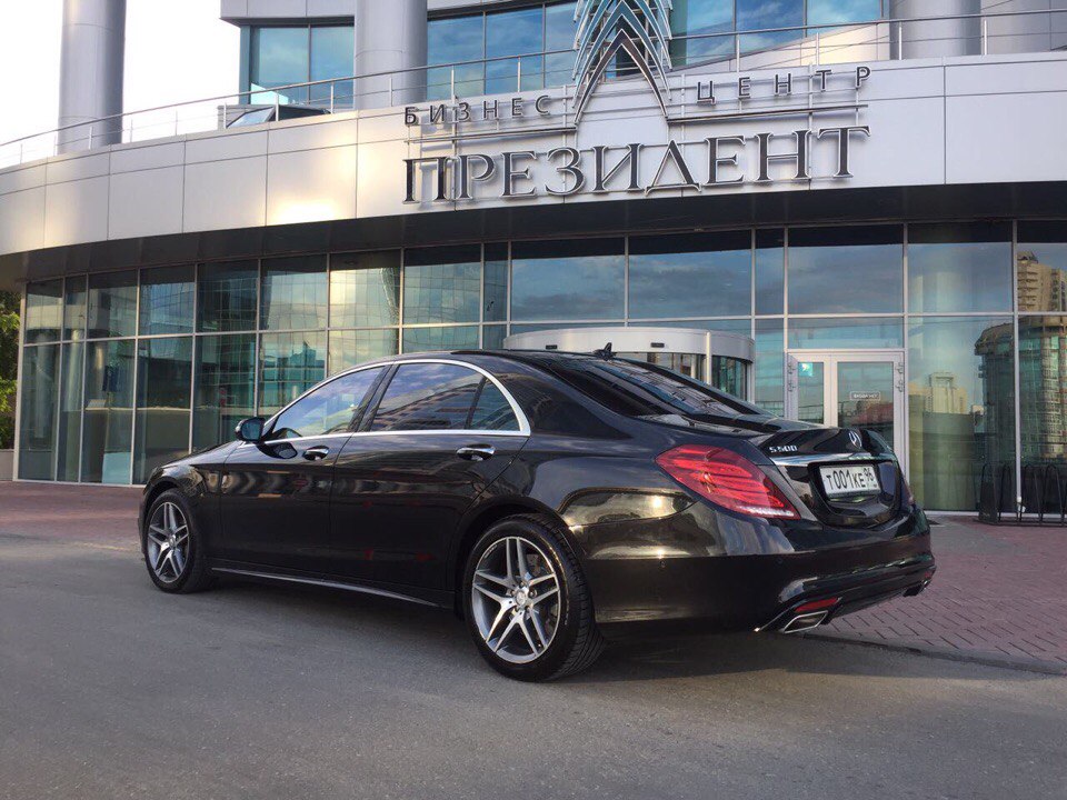 Mercedes-Benz S-Class W222